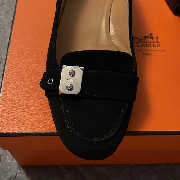 Hermes preloved loafers great condition black velvet size 38 1/2 beautiful pair - Picture 3 of 8